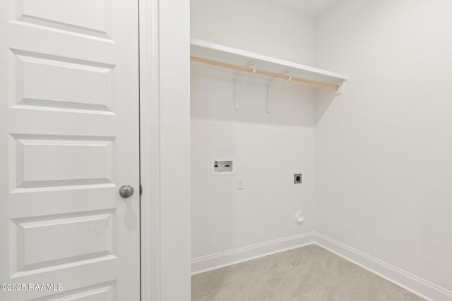 208 Long Creek Lane, Scott, LA 70583