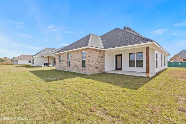 208 Long Creek Lane, Scott, LA 70583