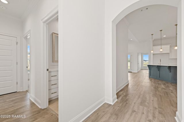 208 Long Creek Lane, Scott, LA 70583