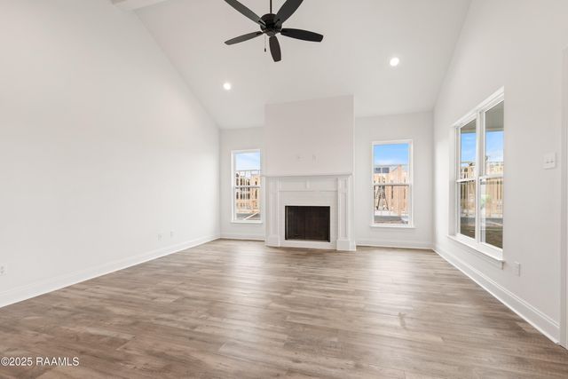 208 Long Creek Lane, Scott, LA 70583