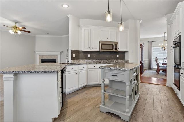 9936 N WINDWARD SLOPE DR, Lakeland, TN 38002