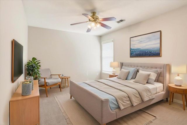 9936 N WINDWARD SLOPE DR, Lakeland, TN 38002