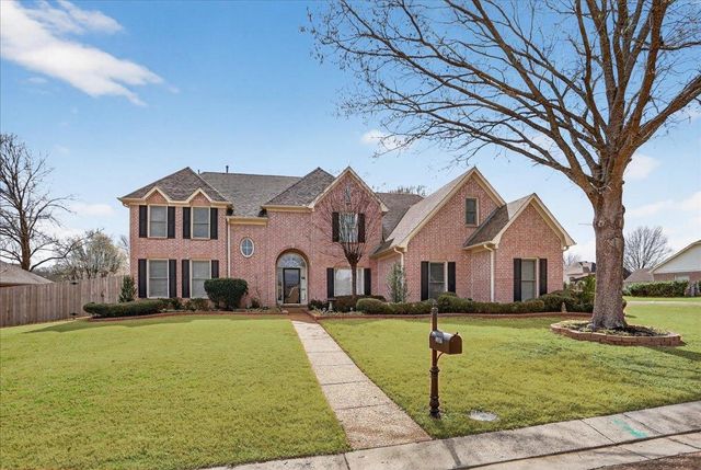 9936 N WINDWARD SLOPE DR, Lakeland, TN 38002