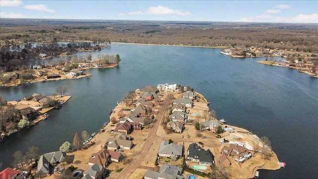 9936 N WINDWARD SLOPE DR, Lakeland, TN 38002