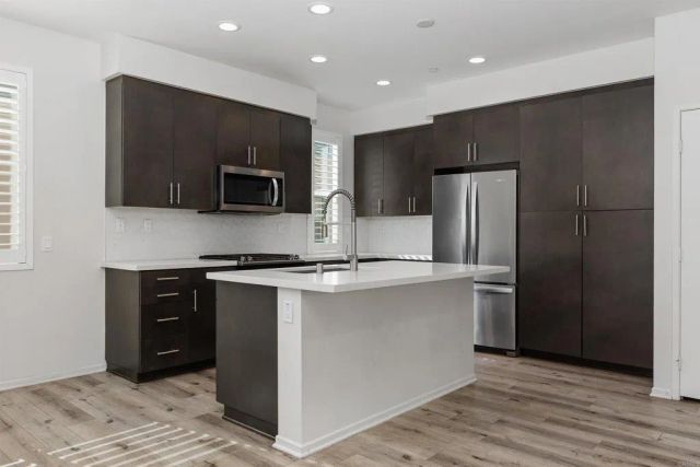 1309 Via Lucero, Oceanside, CA 92056