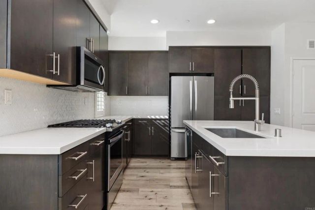 1309 Via Lucero, Oceanside, CA 92056