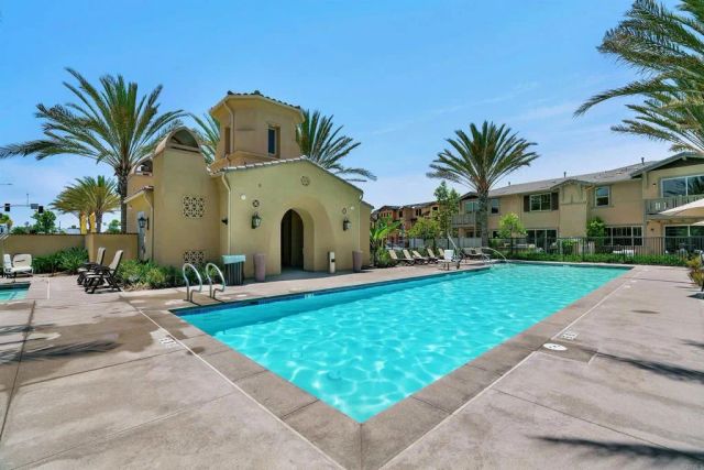 1309 Via Lucero, Oceanside, CA 92056
