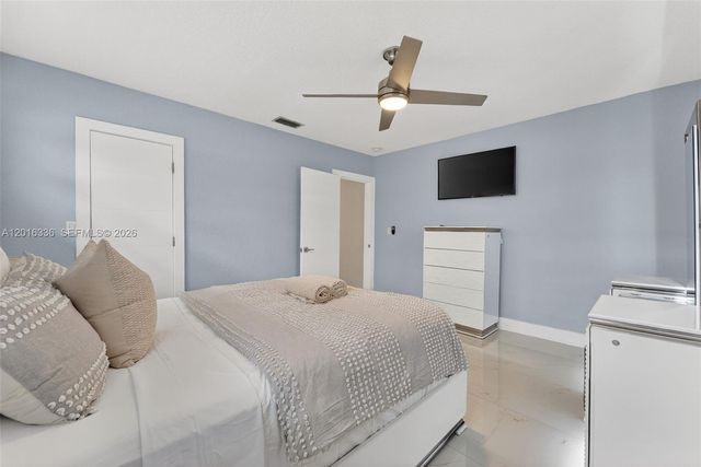 2918 Cleveland Street, Hollywood, FL 33020