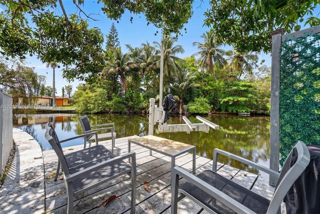 2918 Cleveland Street, Hollywood, FL 33020