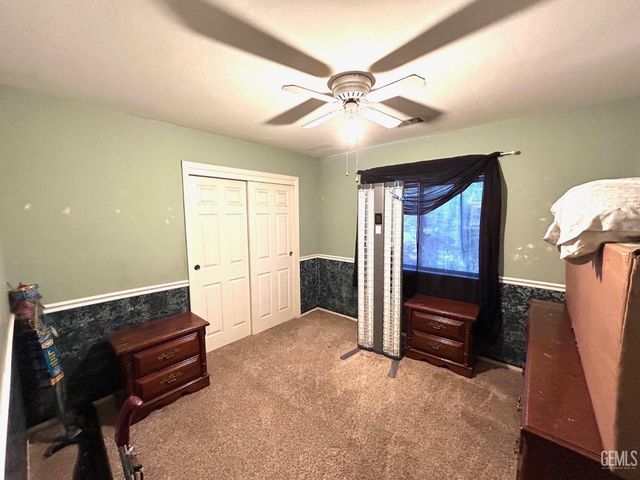 1514 Park City Avenue, Bakersfield, CA 93307