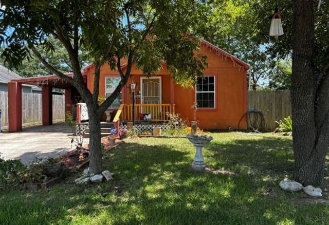 2317 35th Avenue N, Texas City, TX 77590