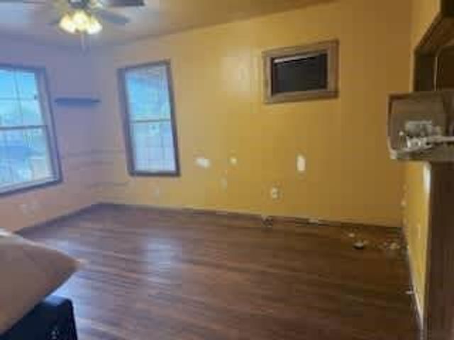 2317 35th Avenue N, Texas City, TX 77590