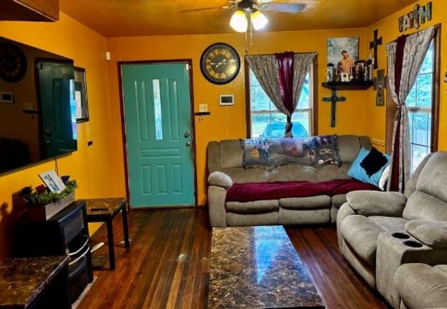 2317 35th Avenue N, Texas City, TX 77590