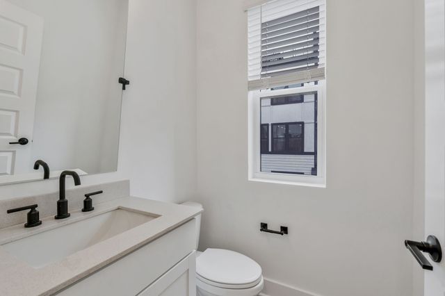 215 Harmony Aly, Nashville, TN 37207