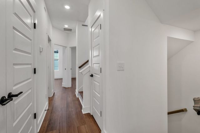 215 Harmony Aly, Nashville, TN 37207