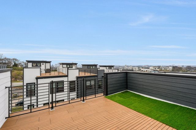 215 Harmony Aly, Nashville, TN 37207