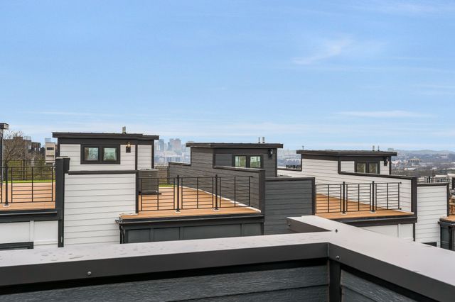 215 Harmony Aly, Nashville, TN 37207