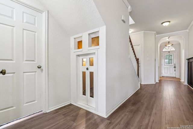 6702 Bowie, San Antonio, TX 78253