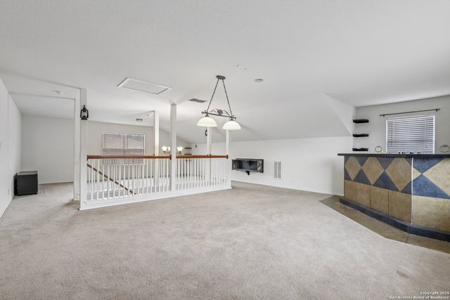 6702 Bowie, San Antonio, TX 78253