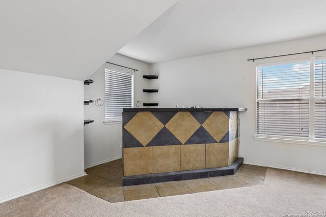 6702 Bowie, San Antonio, TX 78253