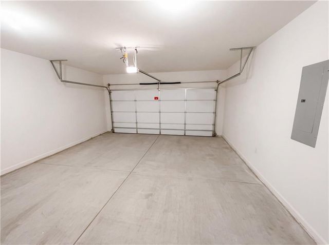 4 Mayhaw Point, Sharpsburg, GA 30277