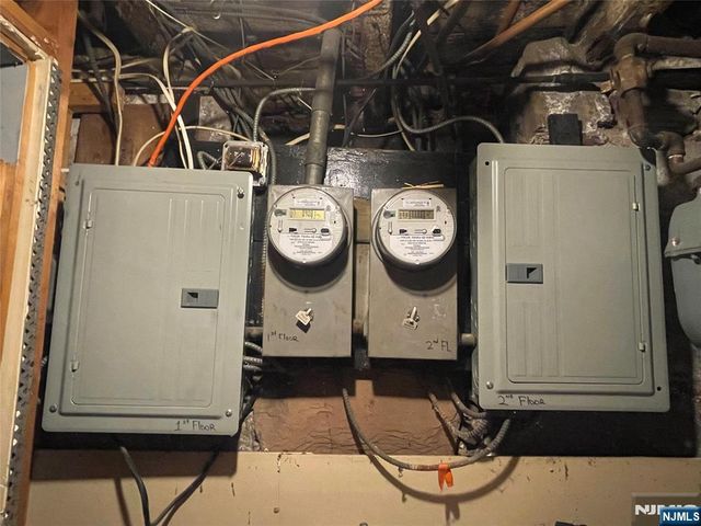 25 Ward Street, Paterson, NJ 07501