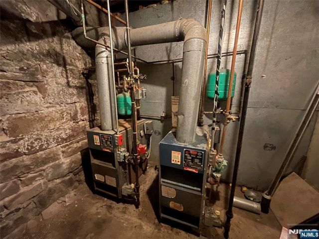 25 Ward Street, Paterson, NJ 07501