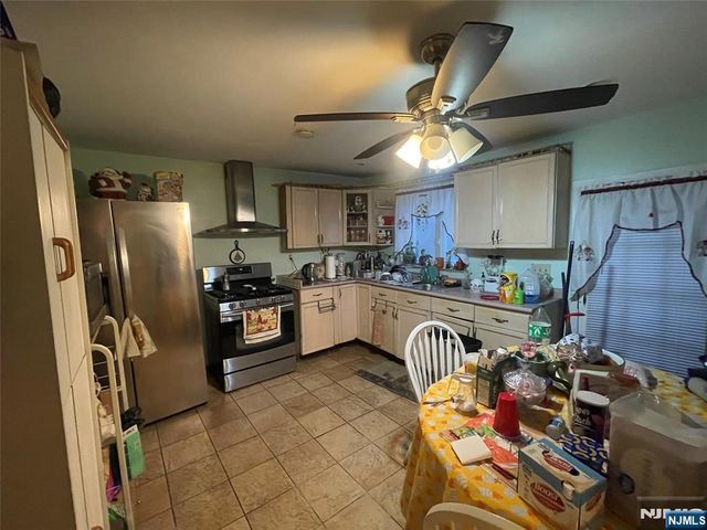 25 Ward Street, Paterson, NJ 07501