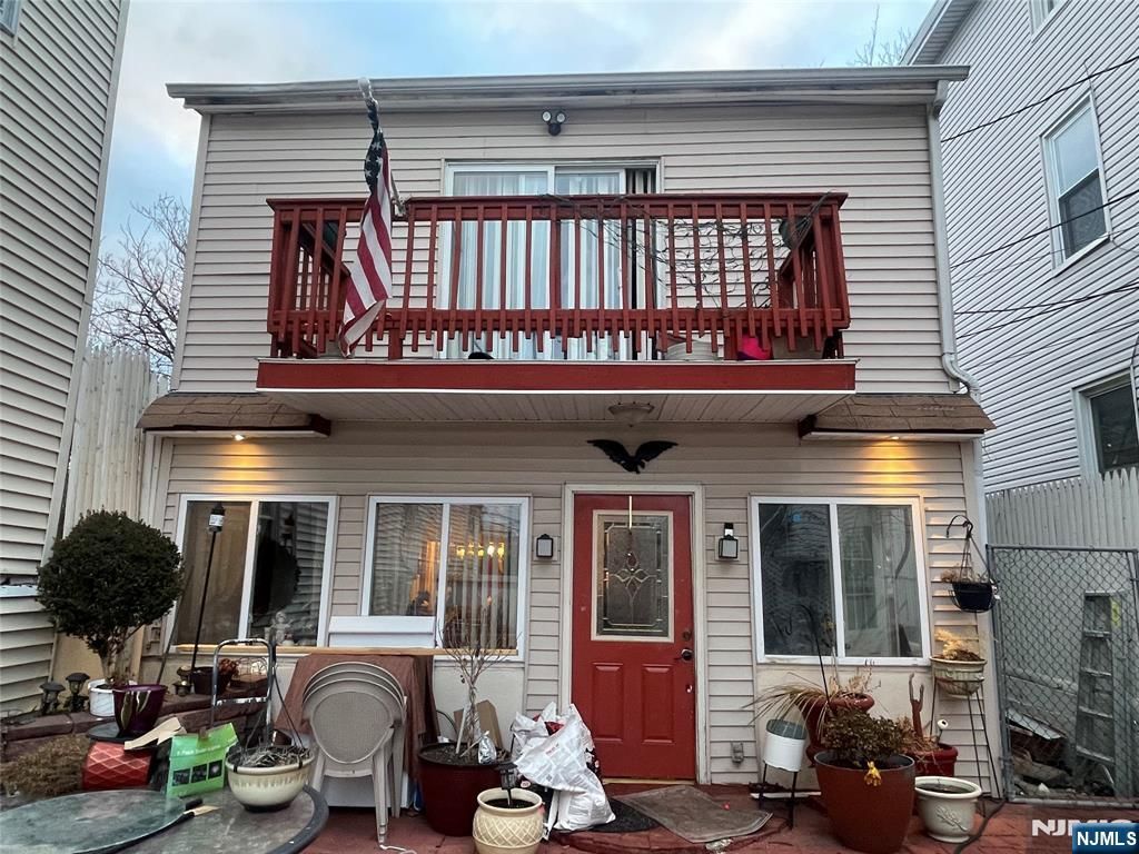 25 Ward Street, Paterson, NJ 07501