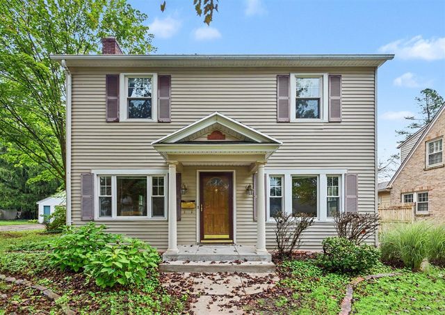 2511 Glenwood Drive, Kalamazoo, MI 49008