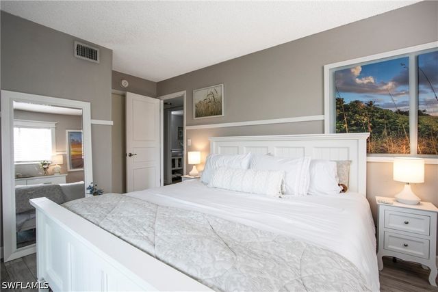 766 Central AVE 112, Naples, FL 34102