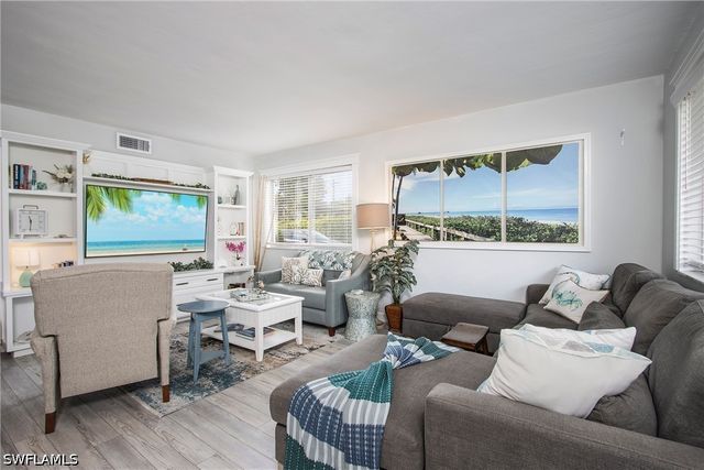 766 Central AVE 112, Naples, FL 34102