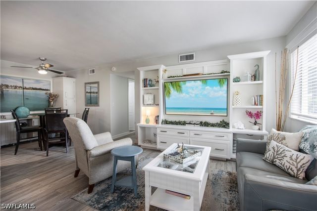 766 Central AVE 112, Naples, FL 34102