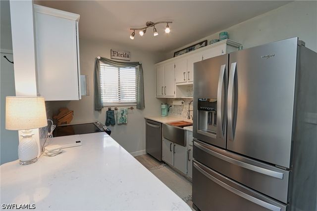 766 Central AVE 112, Naples, FL 34102