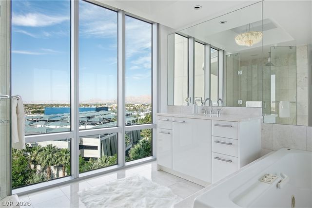 222 Karen Avenue 702, Las Vegas, NV 89109