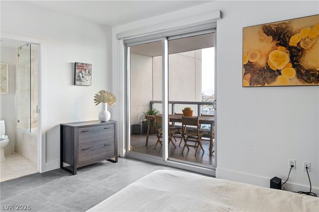 222 Karen Avenue 702, Las Vegas, NV 89109