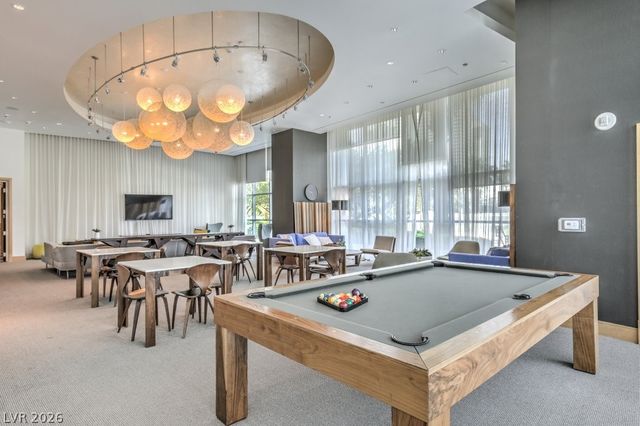 222 Karen Avenue 702, Las Vegas, NV 89109