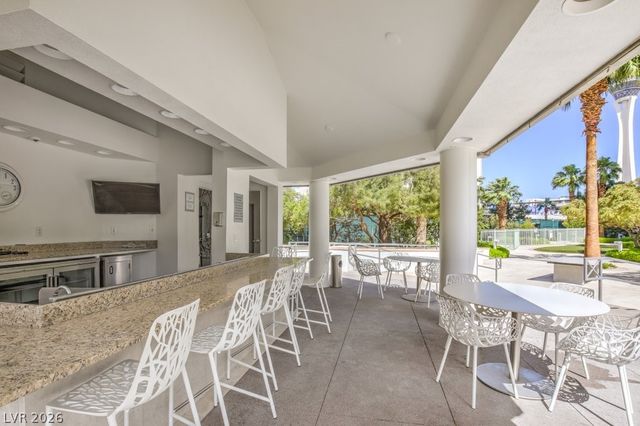 222 Karen Avenue 702, Las Vegas, NV 89109