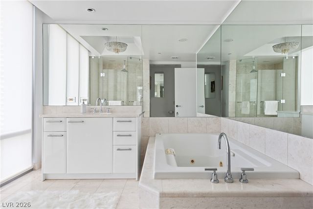 222 Karen Avenue 702, Las Vegas, NV 89109