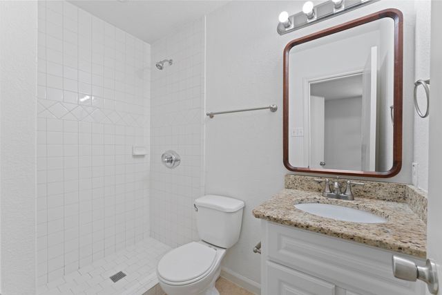 4438 Ashwood Drive, Mesquite, TX 75150