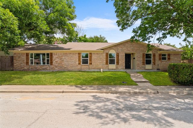 4438 Ashwood Drive, Mesquite, TX 75150