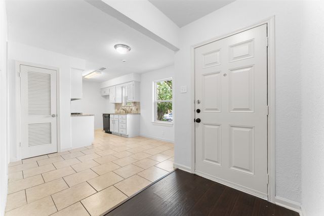 4438 Ashwood Drive, Mesquite, TX 75150