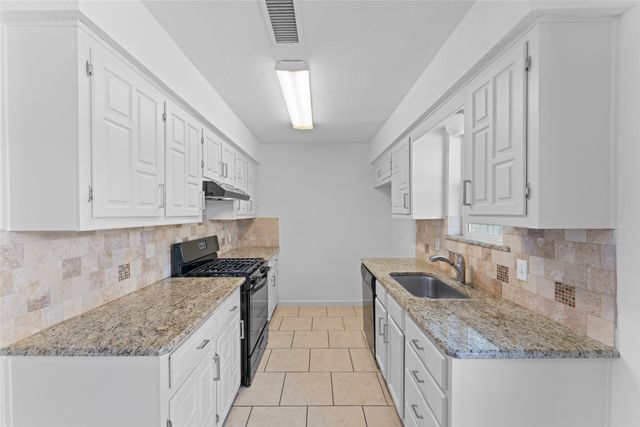4438 Ashwood Drive, Mesquite, TX 75150