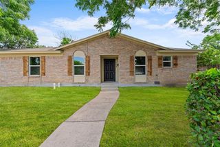 4438 Ashwood Drive, Mesquite, TX 75150