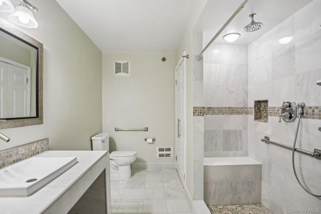 302 Church Street 2J, White Plains, NY 10603