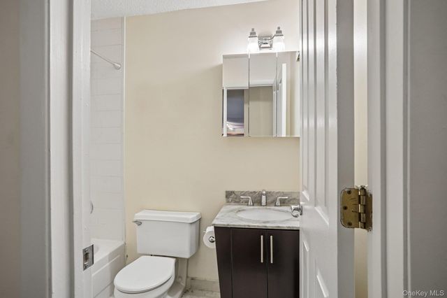 302 Church Street 2J, White Plains, NY 10603