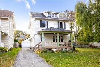 206 Longview, Rochester, NY 14609