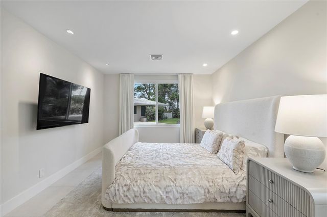 1100 S Ocean Blvd D16, Pompano Beach, FL 33062