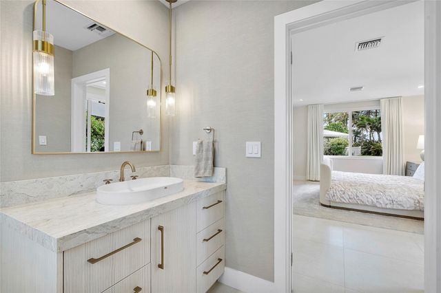 1100 S Ocean Blvd D16, Pompano Beach, FL 33062