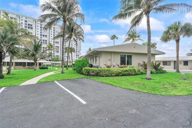 1100 S Ocean Blvd D16, Pompano Beach, FL 33062